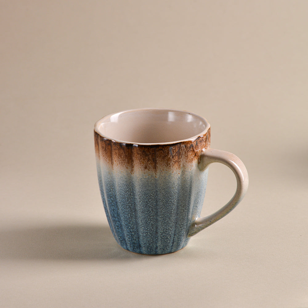 Tongera Blue Brown Gradient Scalloped Ceramic Dinnerware Set - Textured Elegance for Brunch & Tea