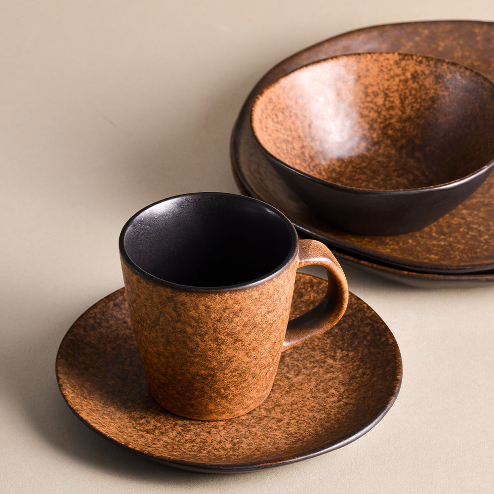 Tongera Rustic Brown & Black Textured Ceramic Tableware Set - Vintage Vibe for Cozy Dinners